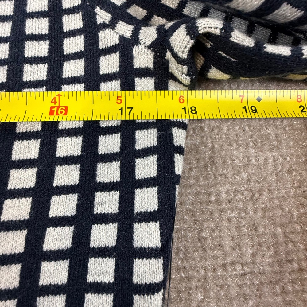 Worthington Womens Navy White Grid V-Neck Knit Sweater Long Sleeve Size M NEW - Picture 3 of 8